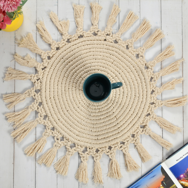 White Cotton Handwoven Round placemat