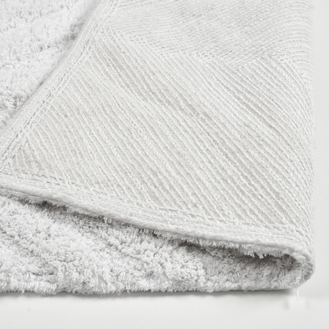 Ivory White Cotton bathmat