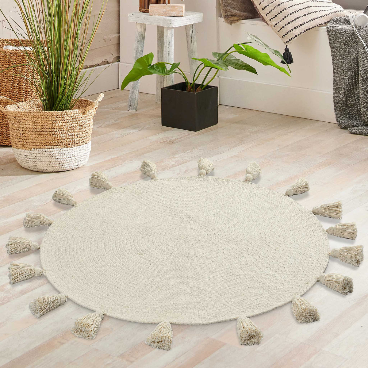Cotton Braided Rug with Tassels (Reversible)