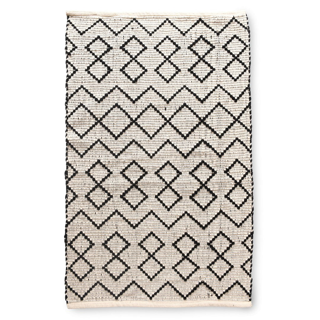 Diamond and Chevron Pattern Cotton Rug Sashaaworld