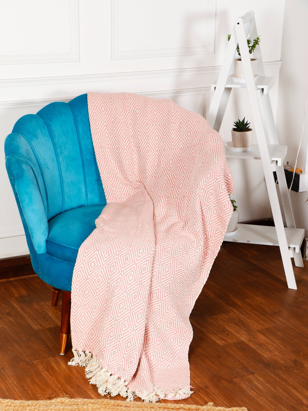 Cotton Diamond Throw Pink & White