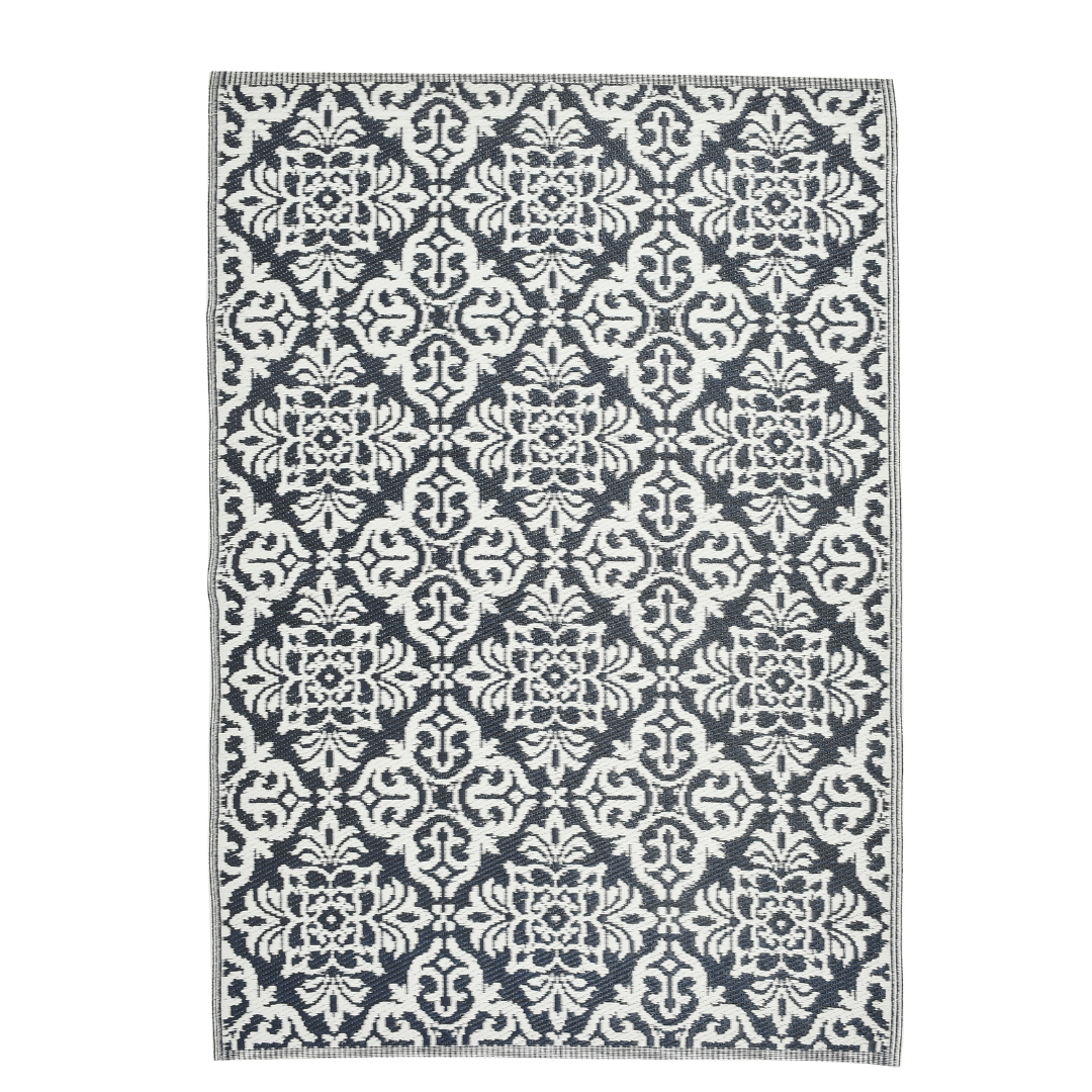 Reversible Blue and White Geometric Carpet