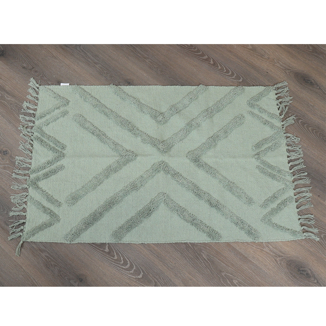 Cotton Tufted Rug in Green- Sashaa World