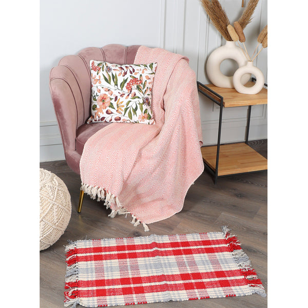 Red & White Check Rug - Sashaaworld