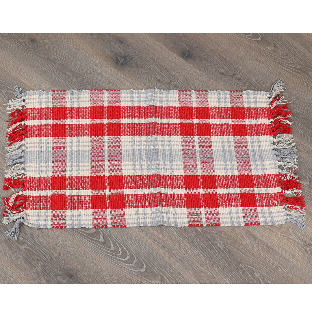 Red & White Check Rug - Sashaaworld