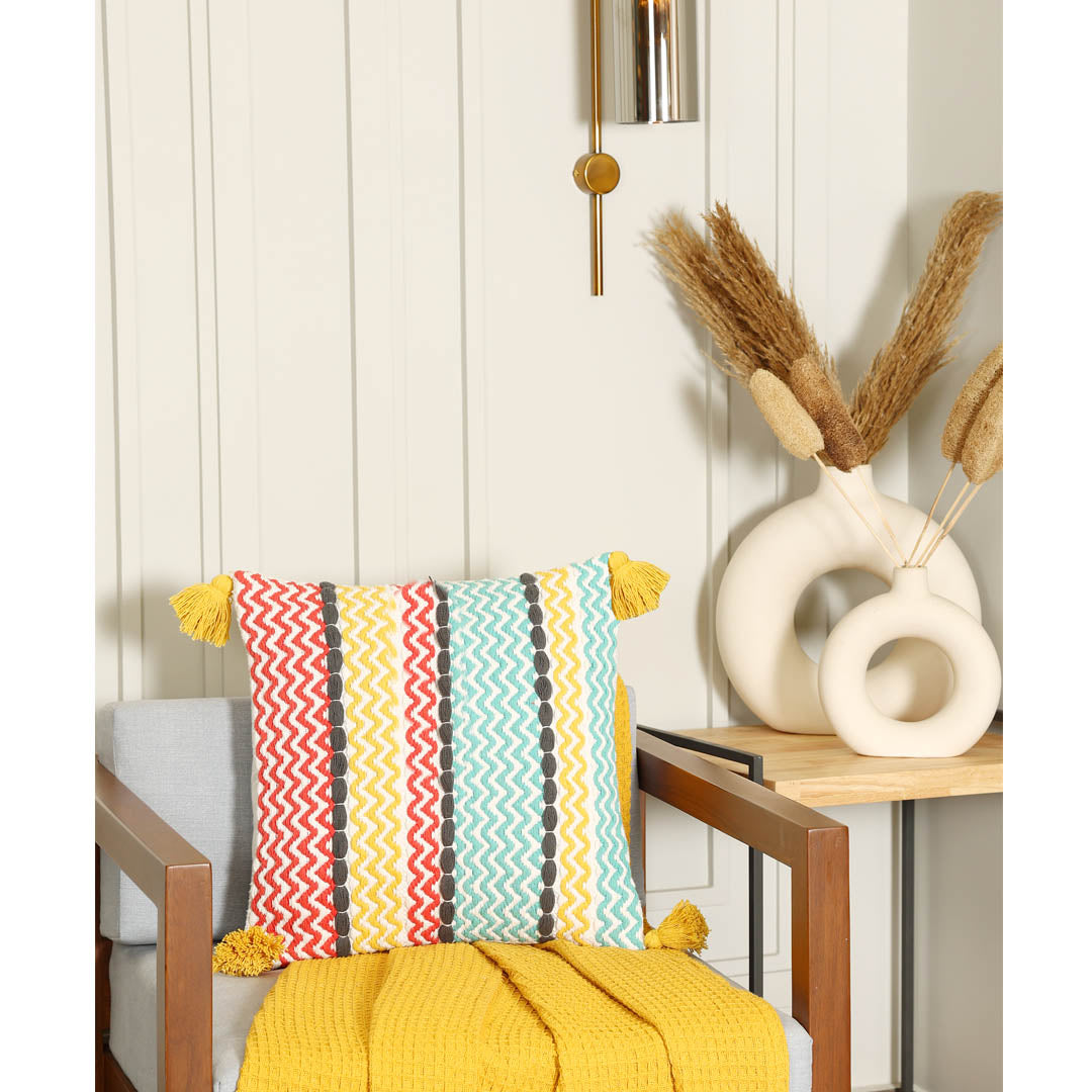 Handwoven Cushion Cover with Multi Coloured Zigzag pattern - Sashaa World 