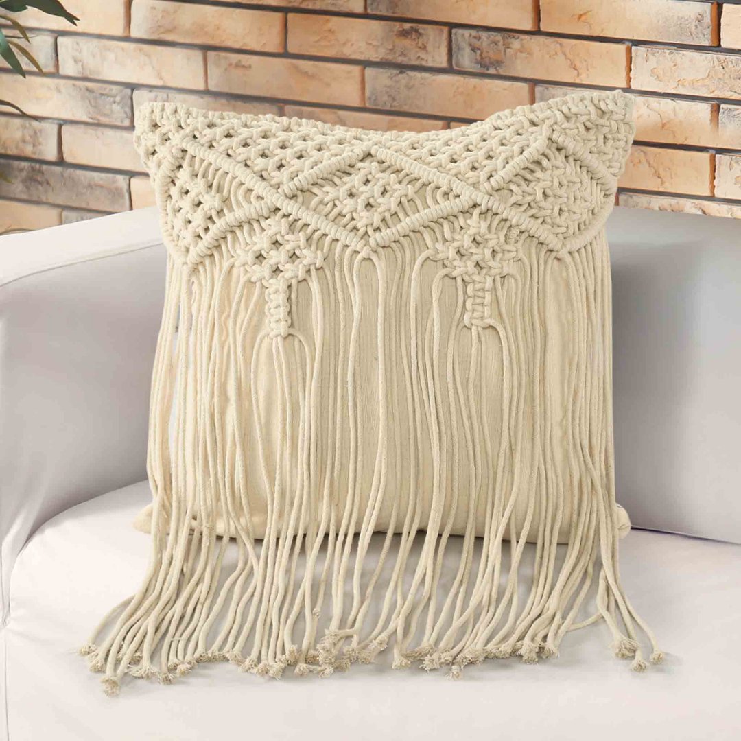 Macramé Cushion in Natural with long Fringe